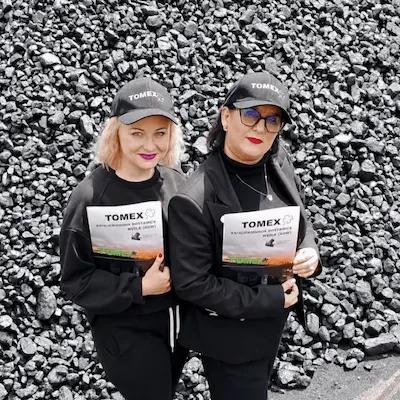 Iza i Ania, zespół obsługi klienta składu Tomex